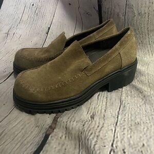 Y2K VTG Predictions Beige Brown Leather Suede Chunky Heel Lug Sole Loafers Sz 5